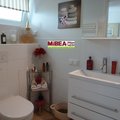 Ihr alleiniges Badezimmer mit Tageslicht